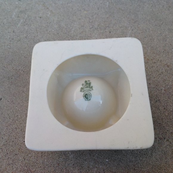 Belleek Pottery Ireland THORN 4 Well ASHTRAY (1965-1980) - Picture 16 of 16